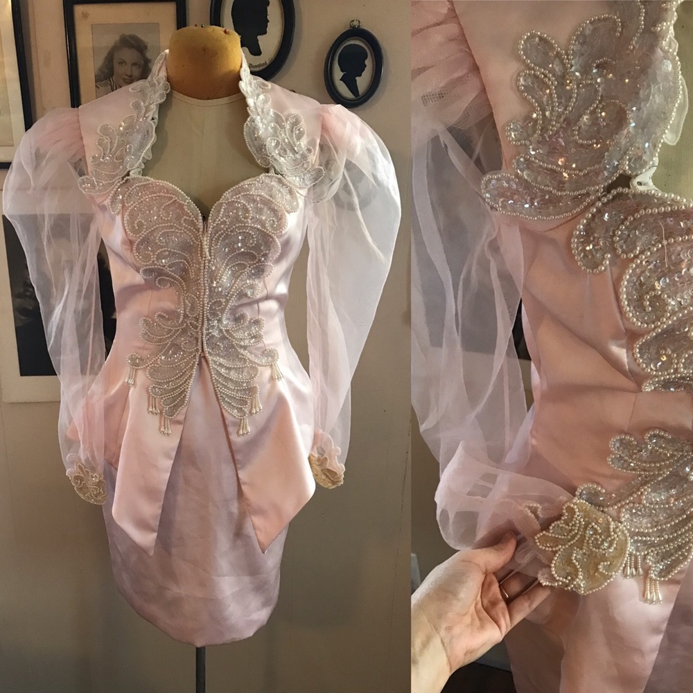 Vintage 1980’s beaded pastel pink Glinda suit